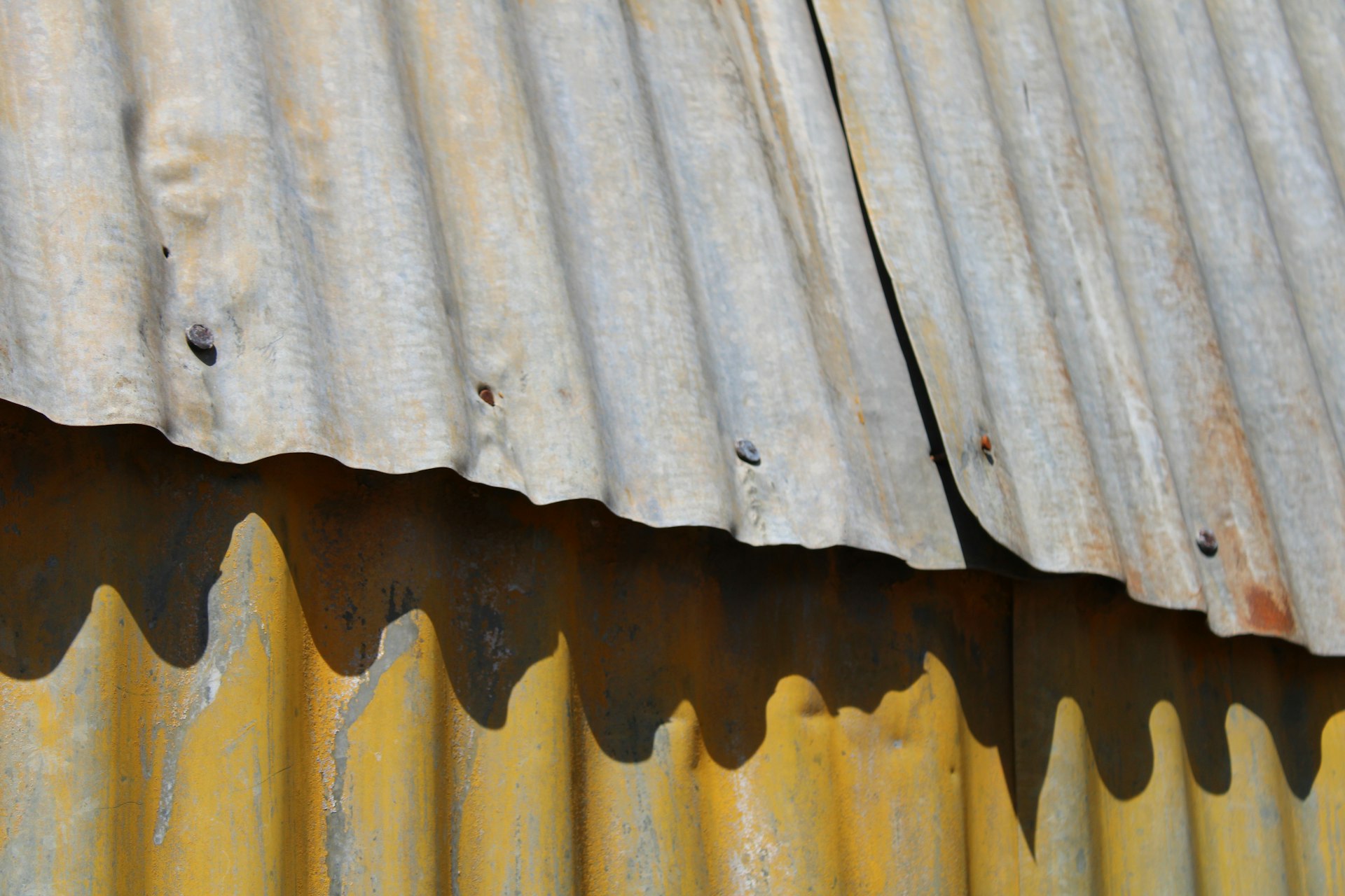 Metal roofing materials from Salt Lick Metals in Vanceburg, KY Corrugated metal roofing panels and materials in Vanceburg, KY